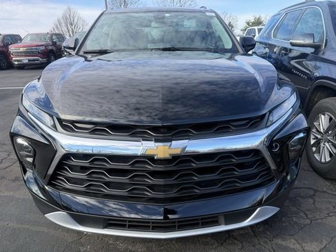Used 2024 Chevrolet Blazer LT w/ Convenience Package image 2