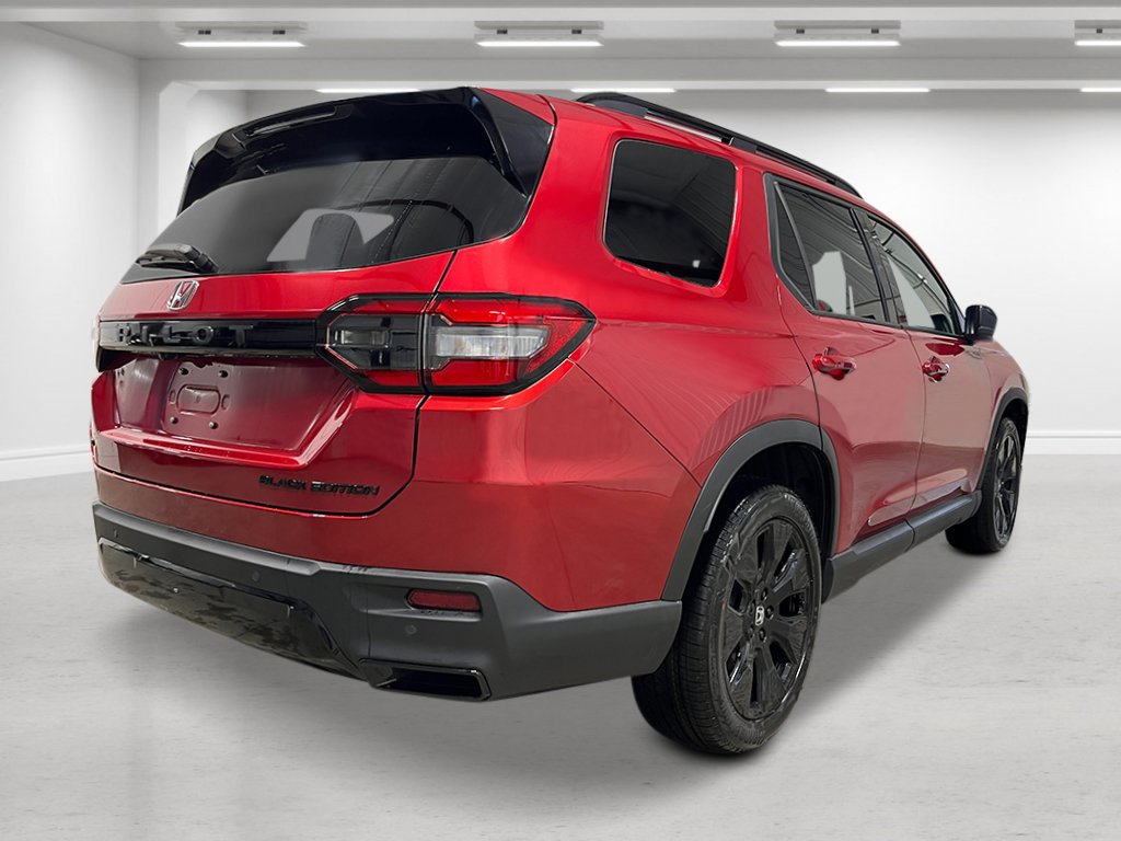 New 2026 Honda Pilot Black Edition image 5