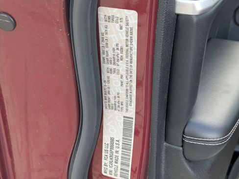 Used 2023 Jeep Grand Cherokee L Limited image 35