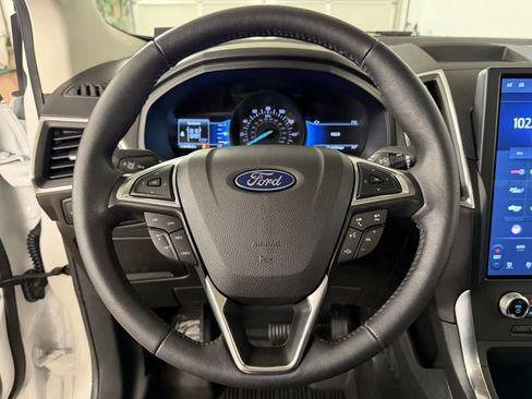 Used 2024 Ford Edge Titanium AWD/4WD image 21