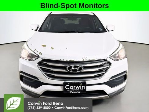 Used 2018 Hyundai Santa Fe Sport image 2