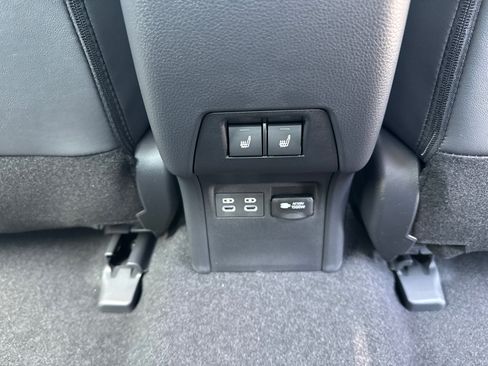 New 2026 Toyota Prius Plug-In Hybrid FWD image 17