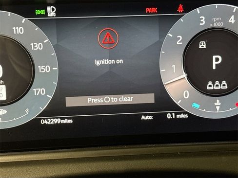 Certified 2024 Land Rover Range Rover Velar Dynamic SE image 12