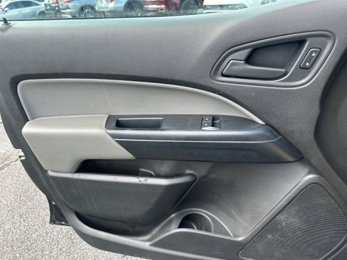 Used 2016 Chevrolet Colorado 2WD Extended Cab image 17
