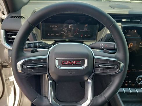 Used 2025 GMC Terrain Elevation AWD/4WD image 15