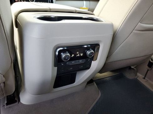 New 2026 GMC Yukon Denali w/ Denali Reserve Package RWD image 16