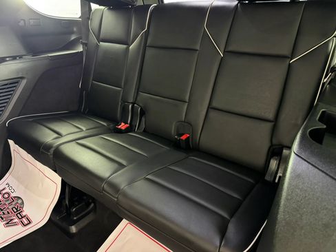 Used 2023 Cadillac Escalade Premium Luxury w/ Performance Package AWD/4WD image 39