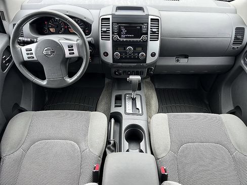 Used 2017 Nissan Frontier SV w/ SV Value Truck Package image 18