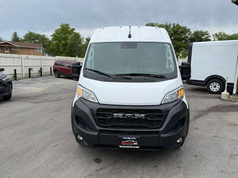 Used 2025 RAM ProMaster 2500 w/ Convenience Group FWD image 2
