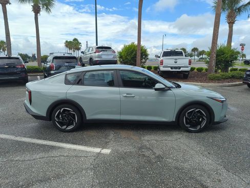 Used 2025 Kia K4 EX FWD image 3