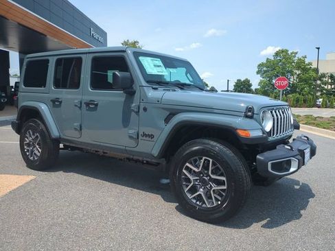 New 2026 Jeep Wrangler Unlimited Sahara w/ Technology Group AWD/4WD image 2