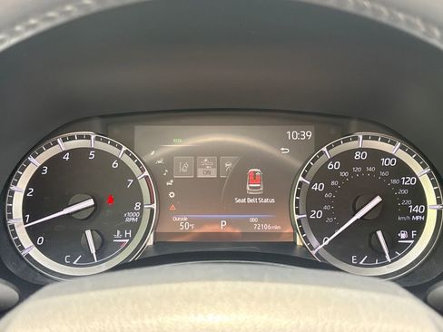 Used 2022 Toyota Highlander XLE image 20