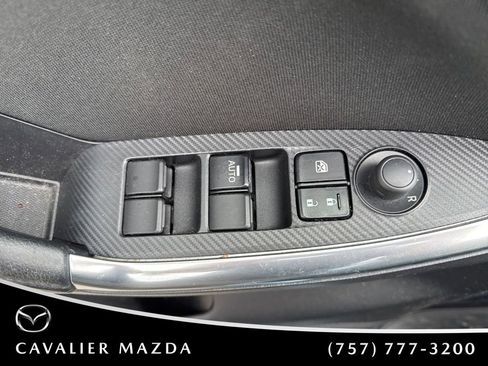 Used 2016 MAZDA CX-5 Touring w/ Bose/Moonroof Package FWD image 12