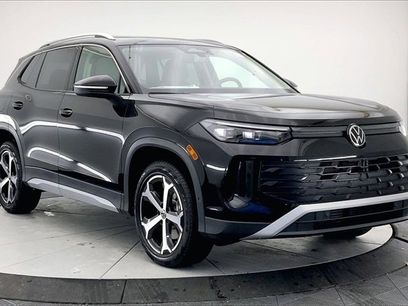 New 2026 Volkswagen Tiguan SE