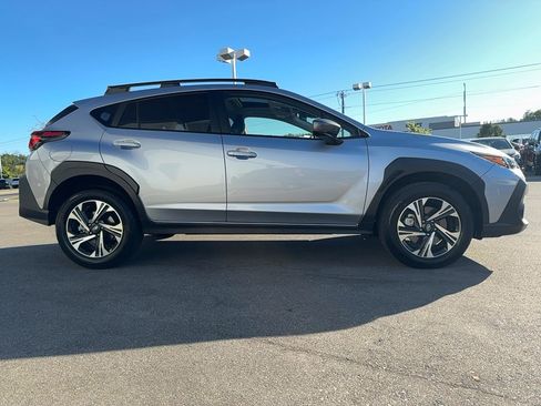 Certified 2025 Subaru Crosstrek 2.0i Premium image 9