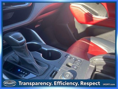 Certified 2023 Toyota Highlander XSE image 31