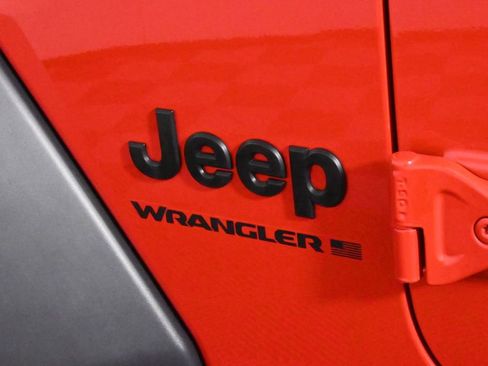 Used 2024 Jeep Wrangler Sport S image 36