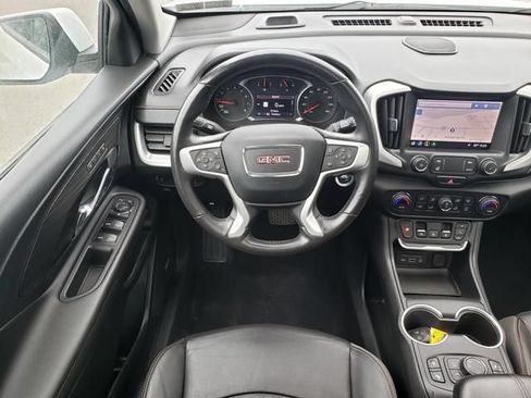 Used 2021 GMC Terrain SLT w/ Infotainment Package II AWD/4WD image 16