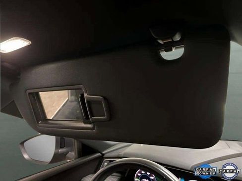 Used 2024 Audi Q8 e-tron Premium Plus image 62