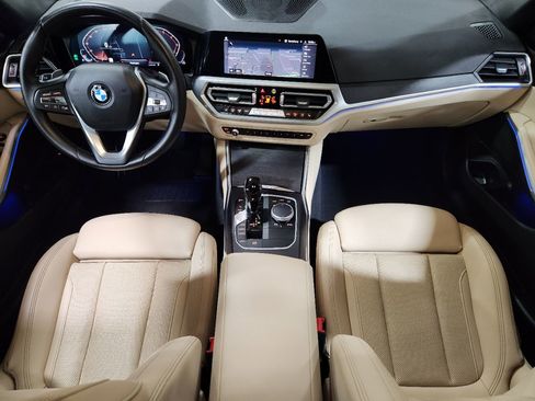 Used 2022 BMW 330i Sedan w/ Driving Assistance Package image 44