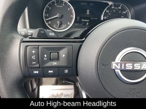 Certified 2023 Nissan Rogue SV AWD/4WD image 35