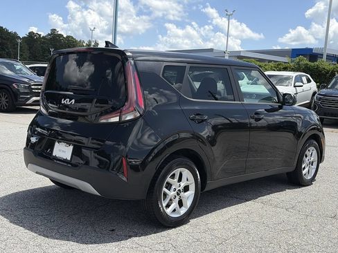 Used 2024 Kia Soul LX w/ Option Group 015 FWD image 24