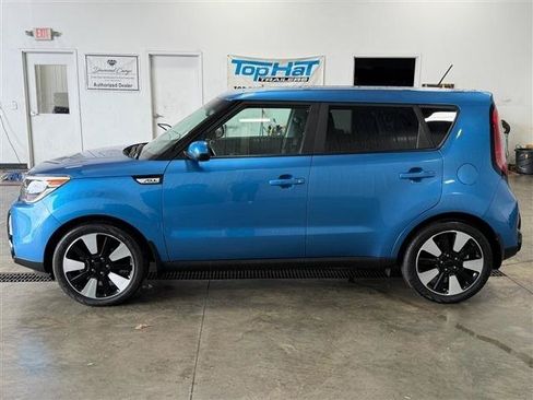 Used 2016 Kia Soul + w/ Designer's Package FWD image 34