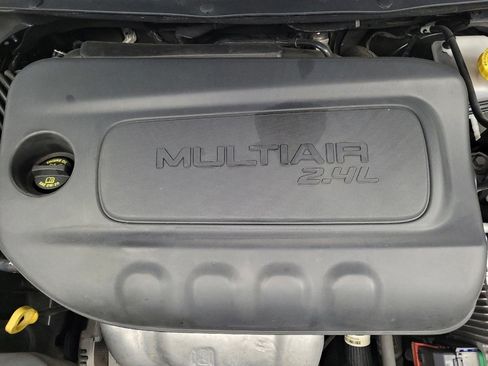 Used 2020 Jeep Cherokee Limited image 30