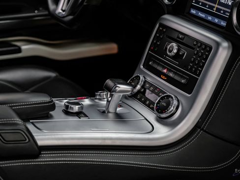 Used 2011 Mercedes-Benz SLS AMG Coupe image 62