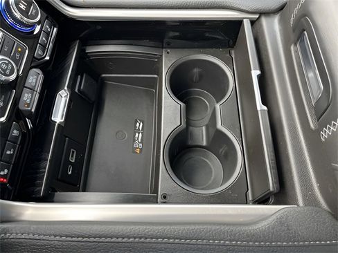 Used 2021 GMC Yukon Denali image 21