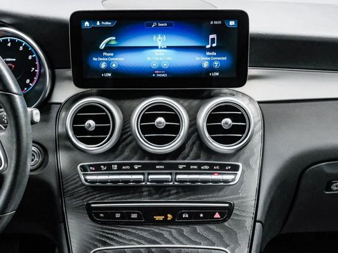 Used 2022 Mercedes-Benz GLC 300 image 14