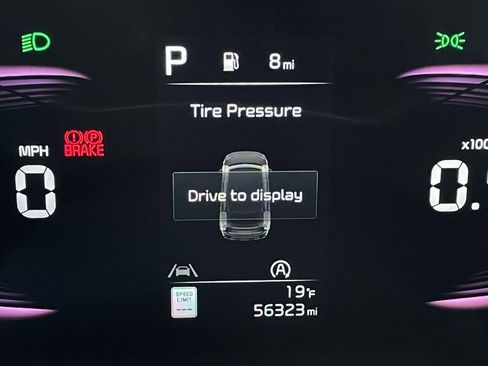 Used 2023 Kia Telluride EX image 16