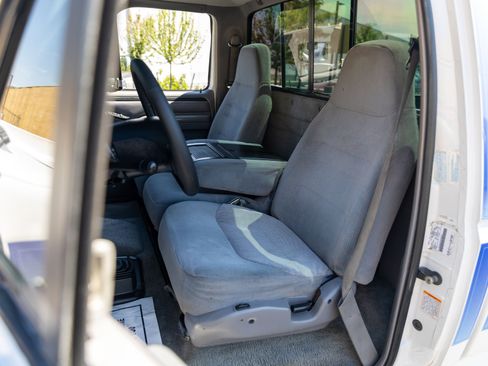 Used 1997 Ford F350 4x4 Regular Cab image 38