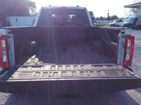 Used 2026 Ford F350 XLT AWD/4WD image 5