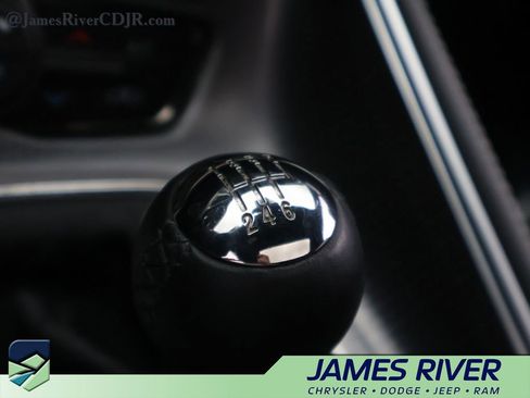 Used 2016 Dodge Challenger SRT Hellcat image 33