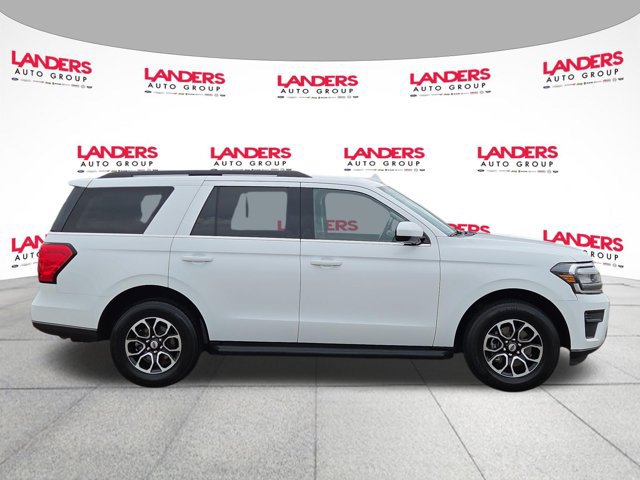 Certified 2022 Ford Expedition XLT RWD image 2
