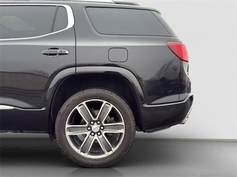 Used 2017 GMC Acadia Denali w/ Technology Package image 22