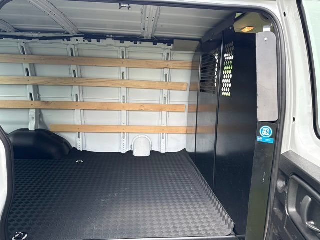 Used 2025 Chevrolet Express 2500 w/ Driver Convenience Package RWD image 20