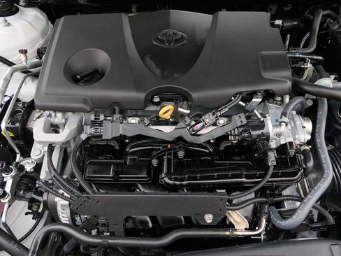 Used 2024 Toyota Camry SE FWD image 30