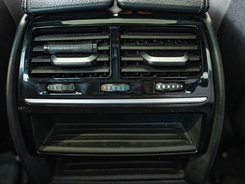 Used 2019 BMW 540i RWD image 34