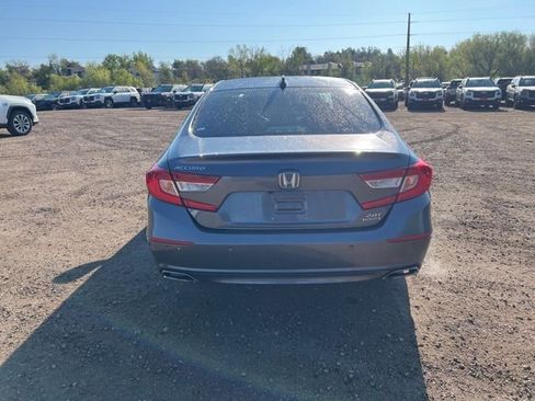 Used 2022 Honda Accord Touring image 4
