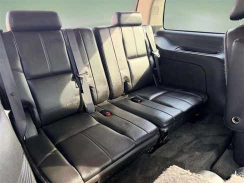 Used 2010 GMC Yukon SLT w/ Regional Value Package image 22
