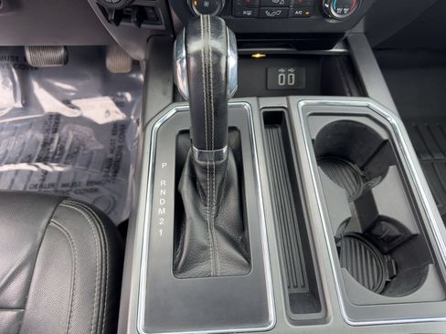 Used 2016 Ford F150 XLT w/ Equipment Group 302A Luxury AWD/4WD image 27