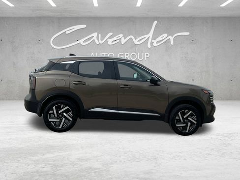 New 2026 Nissan Kicks SV FWD image 18