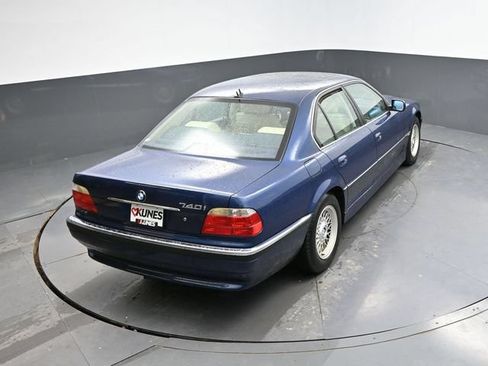 Used 2001 BMW 740i RWD image 29
