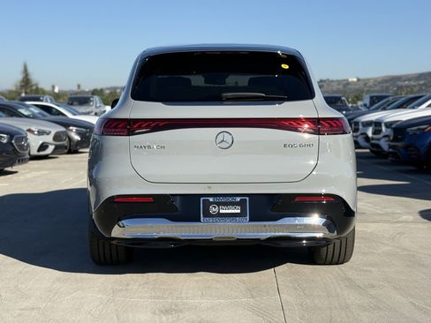 New 2025 Mercedes-Benz Maybach EQS 680 4MATIC image 9