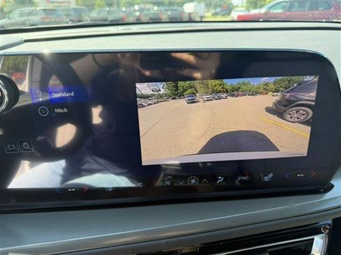 New 2026 Chevrolet Traverse LT image 21