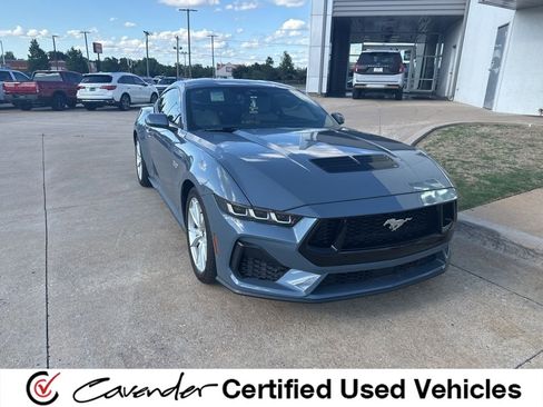 Used 2024 Ford Mustang GT Premium RWD image 1