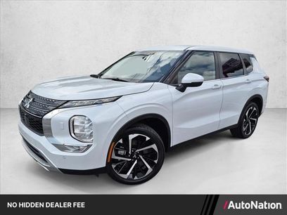 Used 2024 Mitsubishi Outlander SE