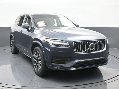 Used 2020 Volvo XC90 T5 Momentum w/ Protection Package image 9
